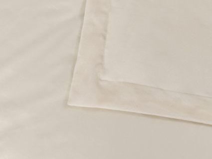 Комплект постельного белья Софи де Марко Энрике (молоко) с одеялом 1,5-спальный